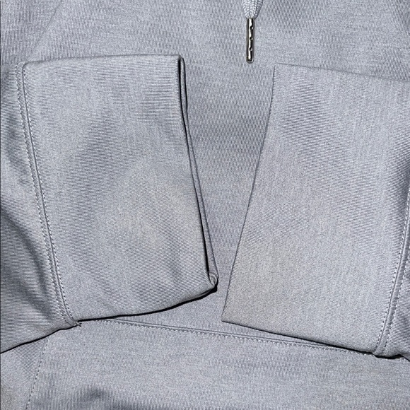 Vuori Sunday Element Hoodie Size Medium - Picture 7 of 9